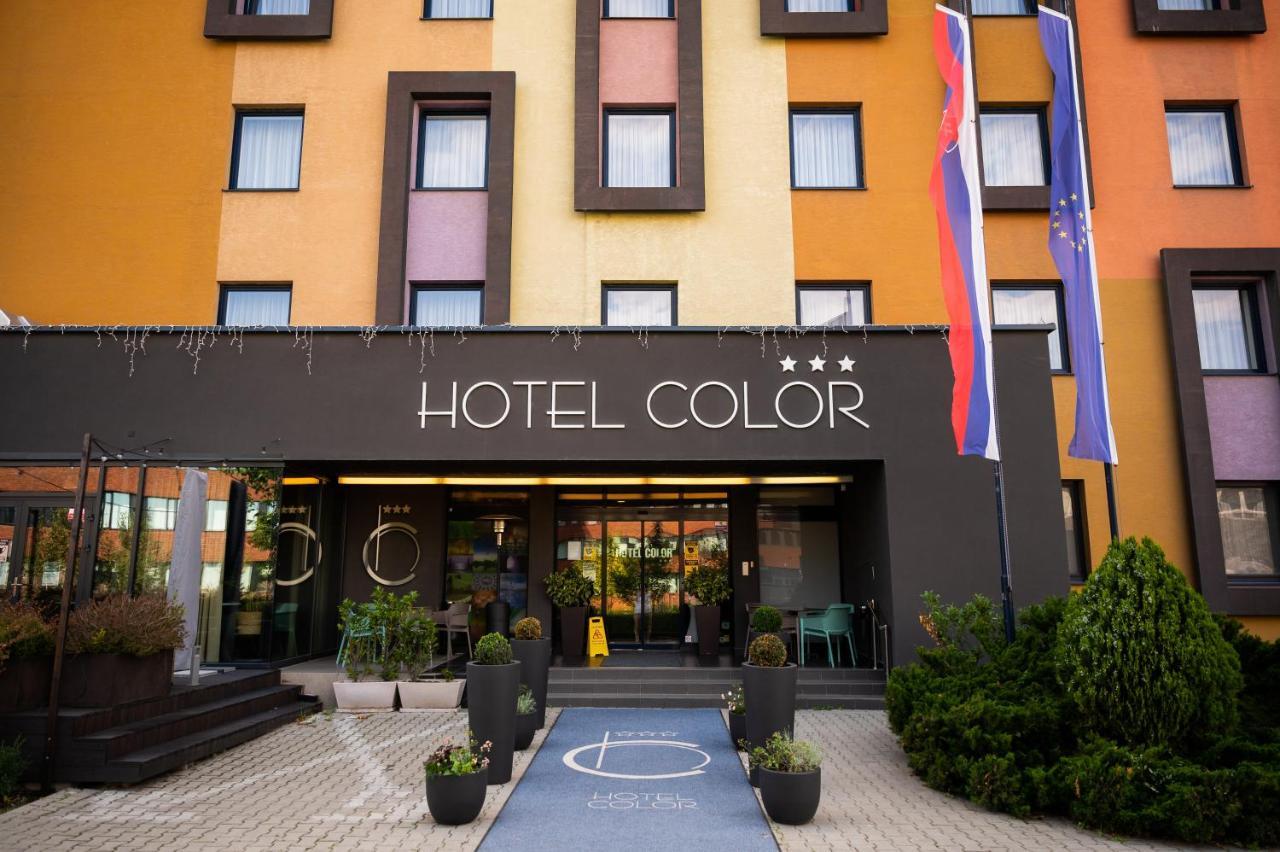 ברטיסלאבה Hotel Color מראה חיצוני תמונה